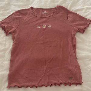 hollister women’s pink t shirt with flower design